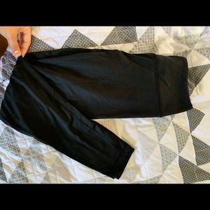 Victoria Sport Capris